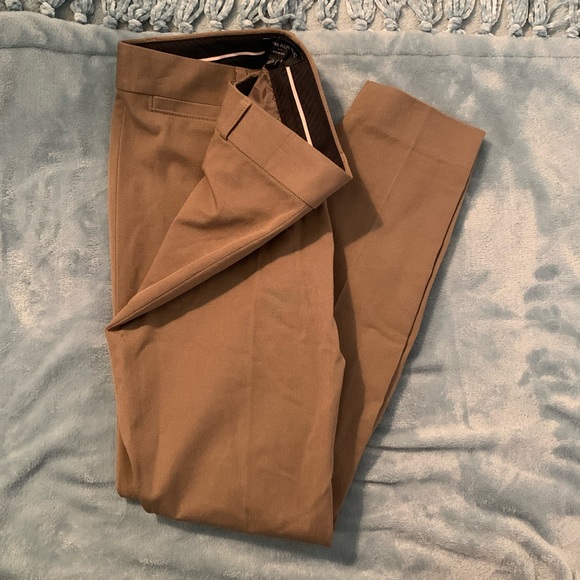 Banana Republic Pants - Banana Republic Brown Skinny Dress Pant